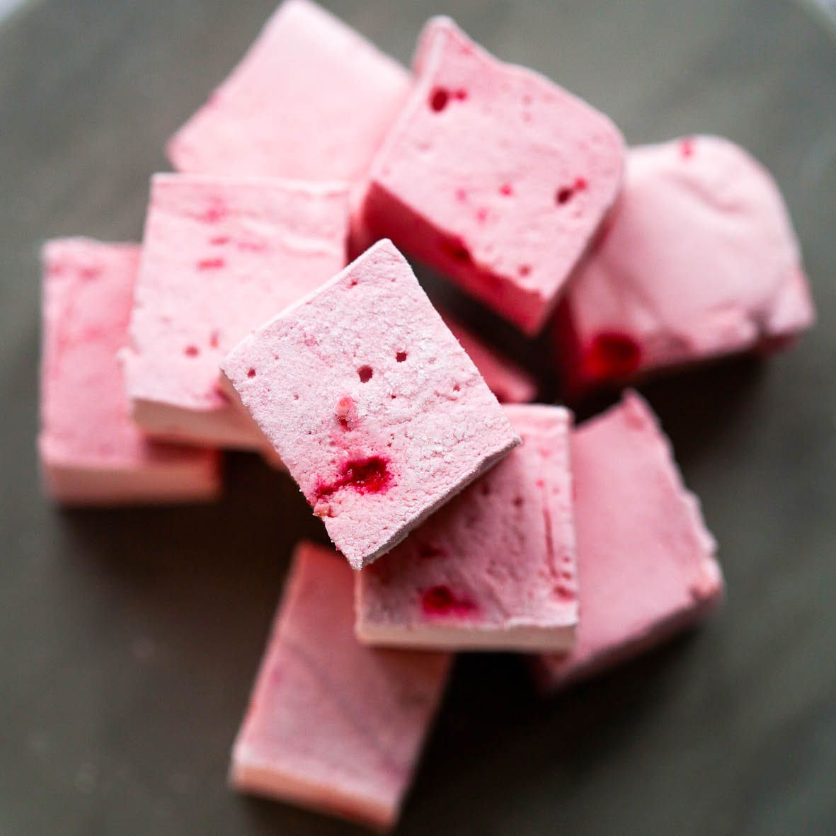 Raspberry marshmallows2.jpg