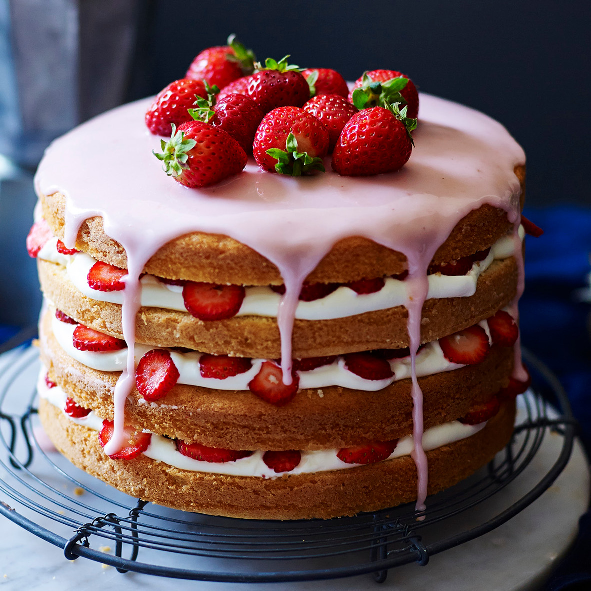 strawberry mascarpone cake.jpg