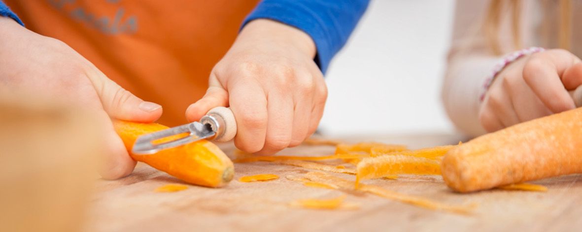 Carrots ... To peel or not to peel - 27.8.19.jpg