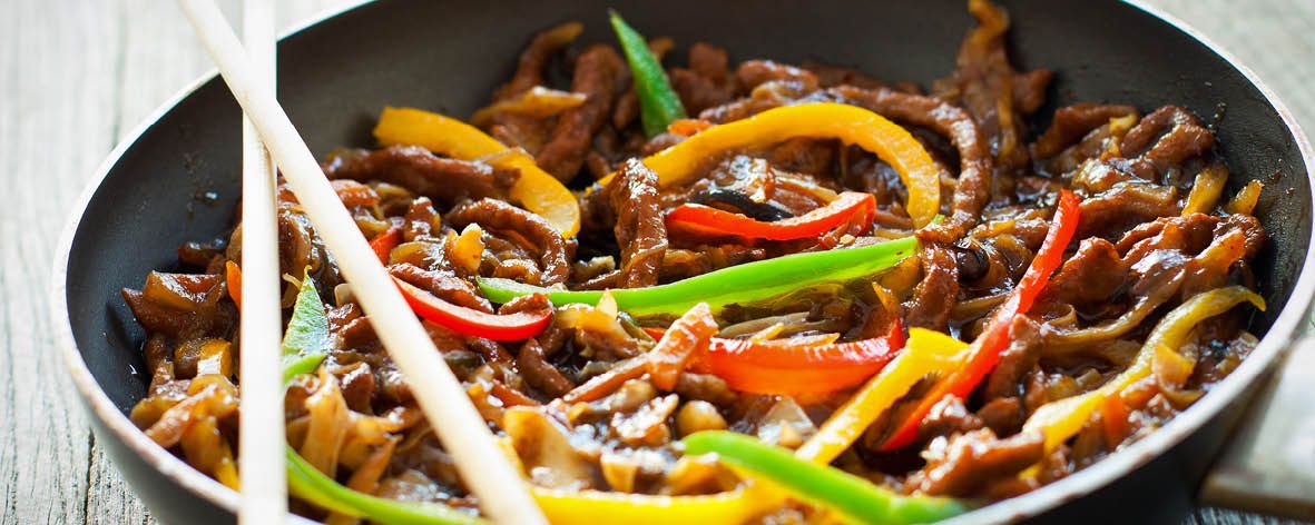 How to … easily cut meat into thin slices for stir-fries2.jpg