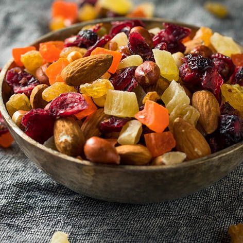 How to chop dried fruit without it sticking to the knife … kitchen helper.jpg