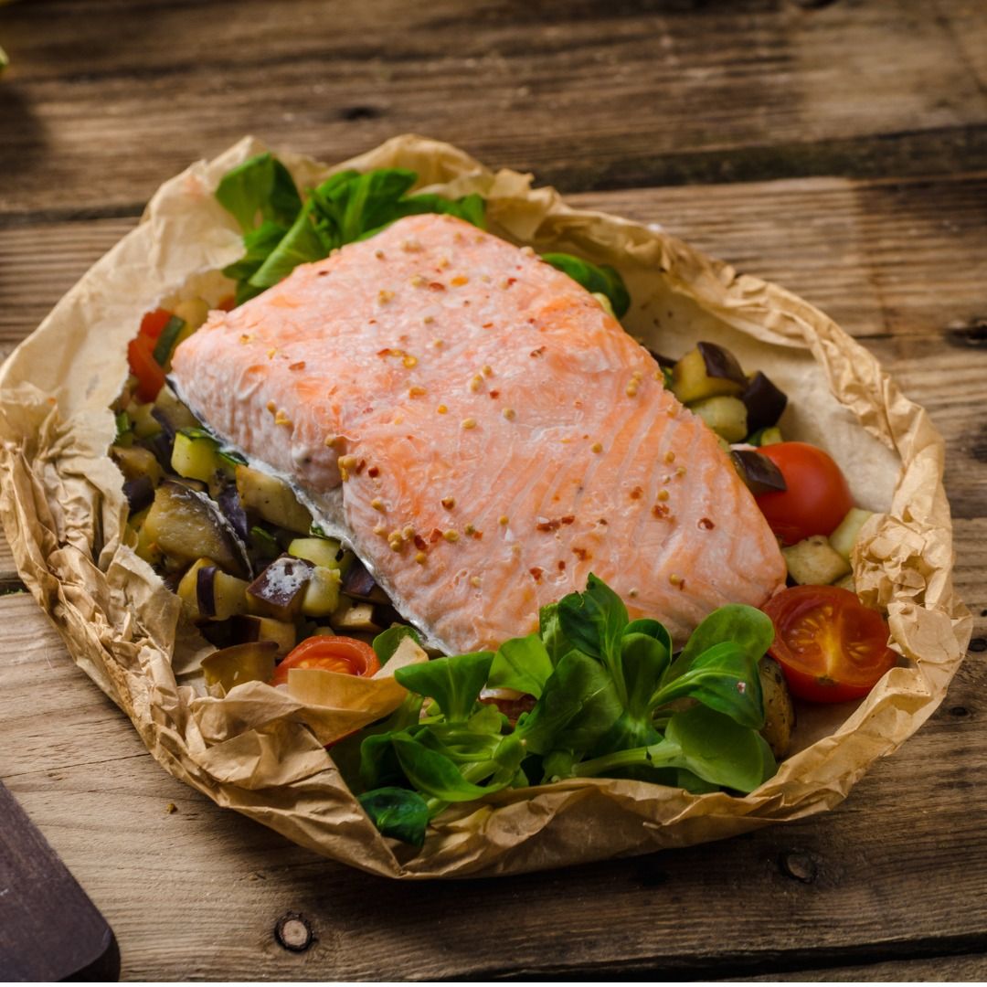 salmon-baked-in-papillote-picture-id518145250.jpg