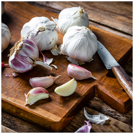 peeling garlic 1.jpg