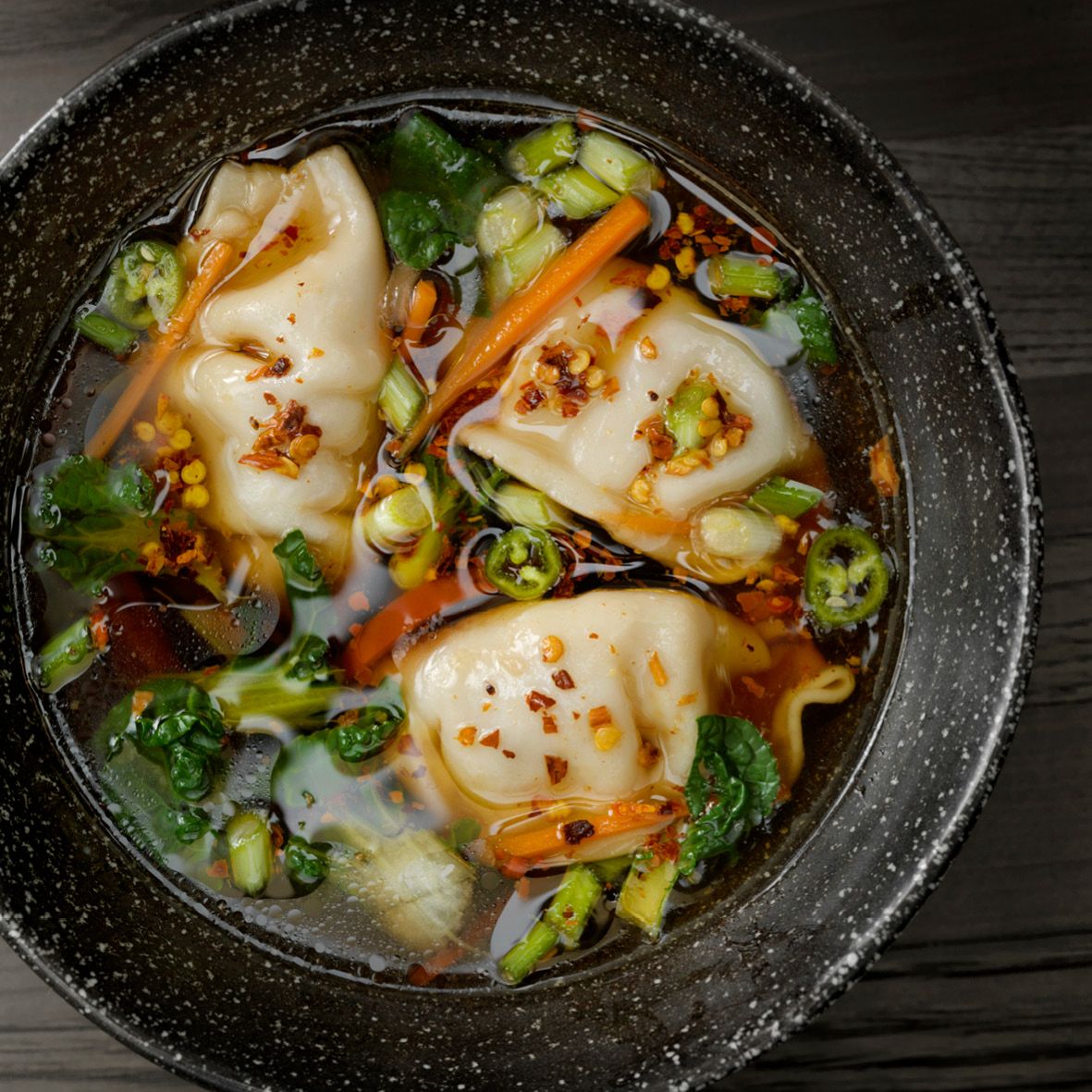 https://hillstreetgrocer.com/application/files/3515/6766/5891/Pork_Dumpling_Soup.jpg