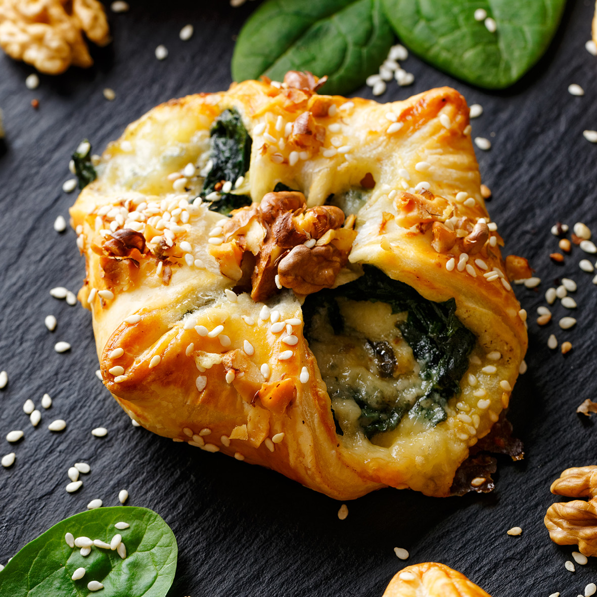 spinach blue cheese and walnut puffs.jpg