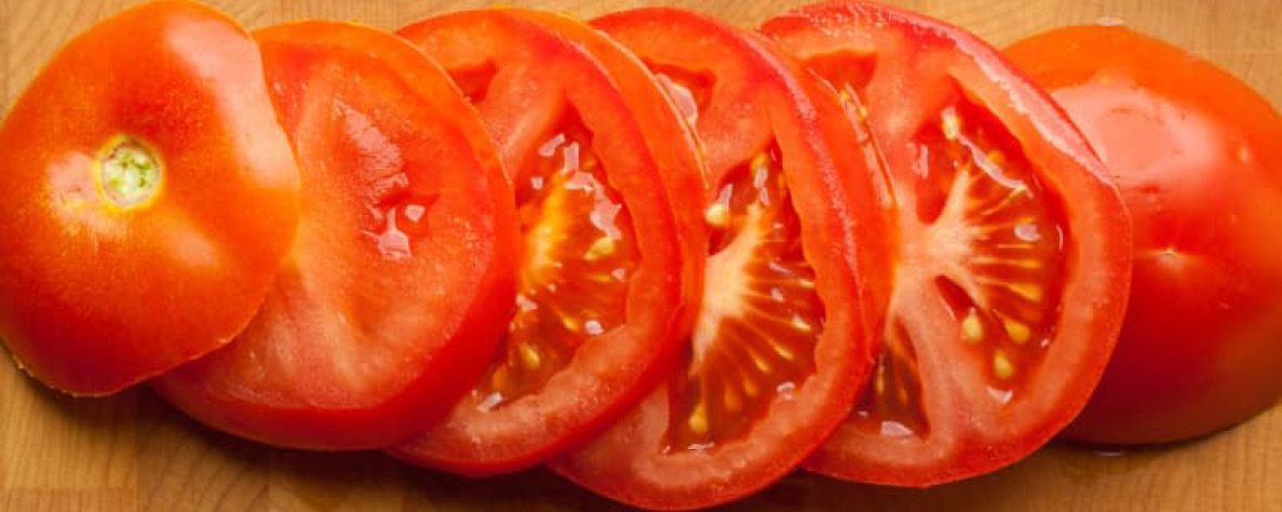 How to cut tomatoes3.jpg