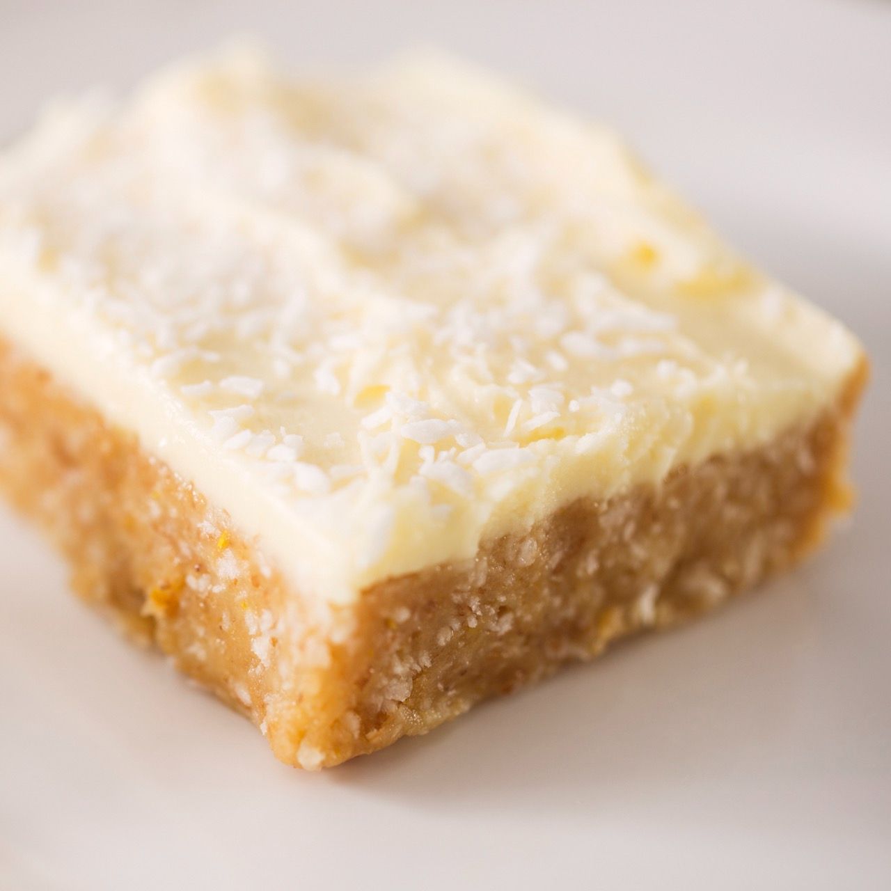 Lemon-and-Coconut-Cake-504708067_6400x4271 square Large.jpeg