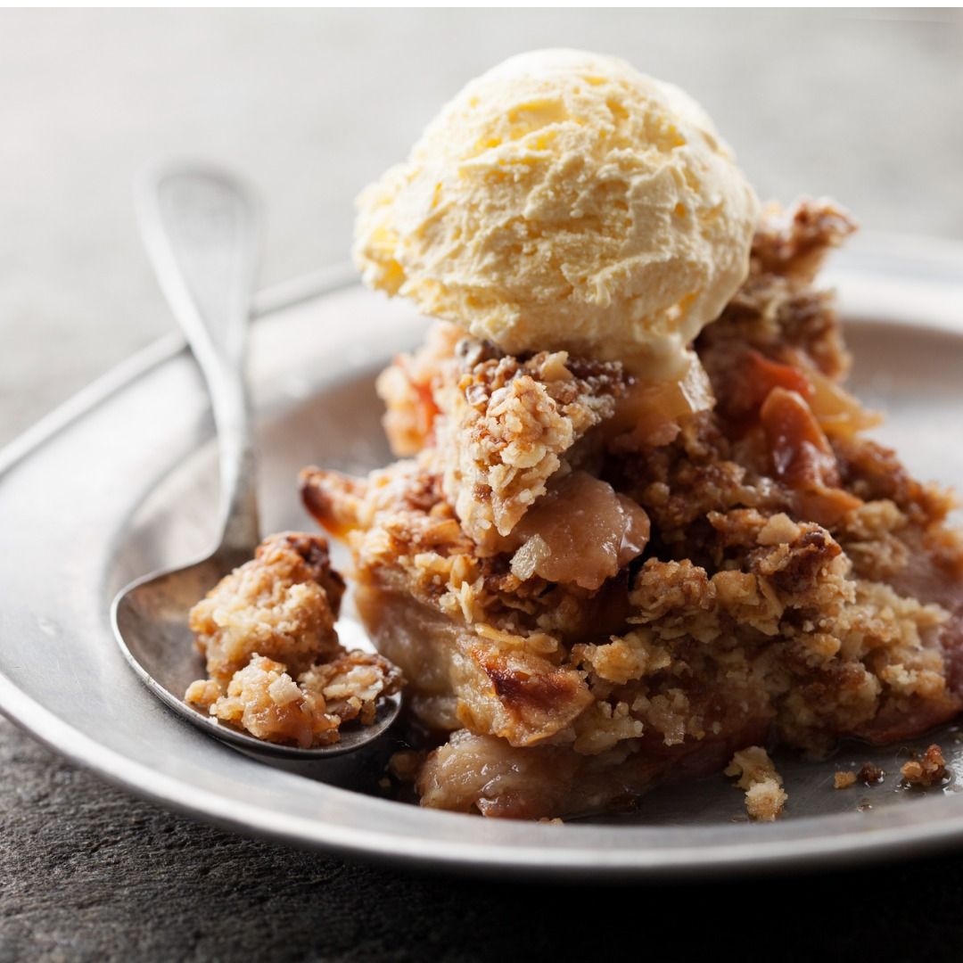 apple-crumble-picture-id467332803 (1).jpg