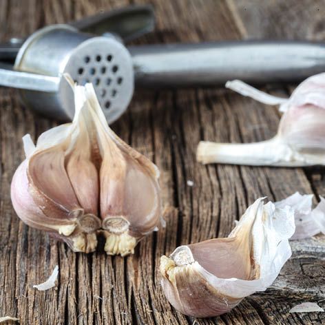 How to crush garlic faster … kitchen helper.jpg