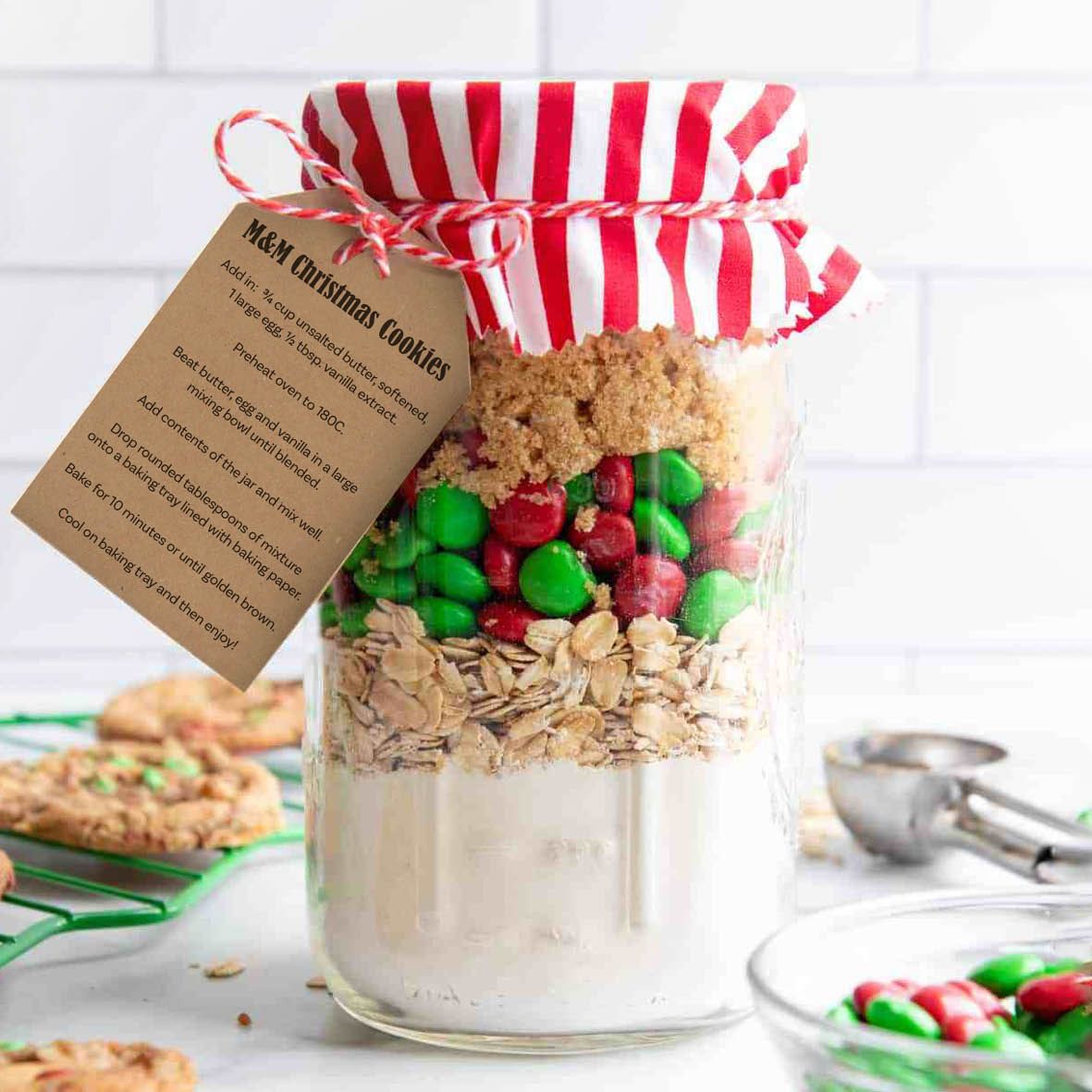 https://hillstreetgrocer.com/application/files/6716/0452/9087/Cookies_in_a_jar.jpg