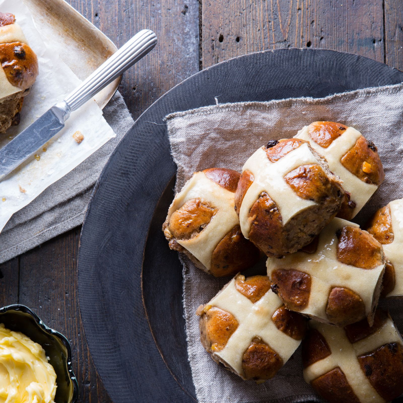 hot cross buns.jpg