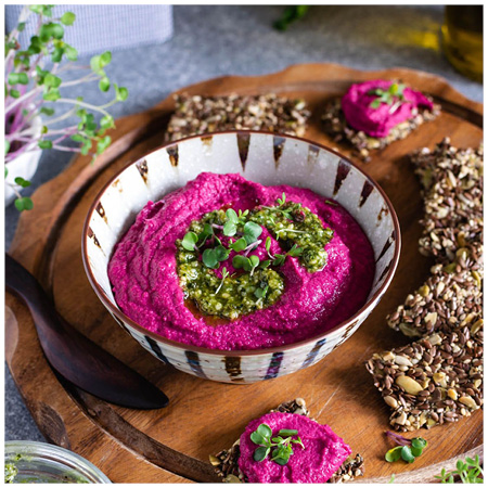 Beetroot hummus