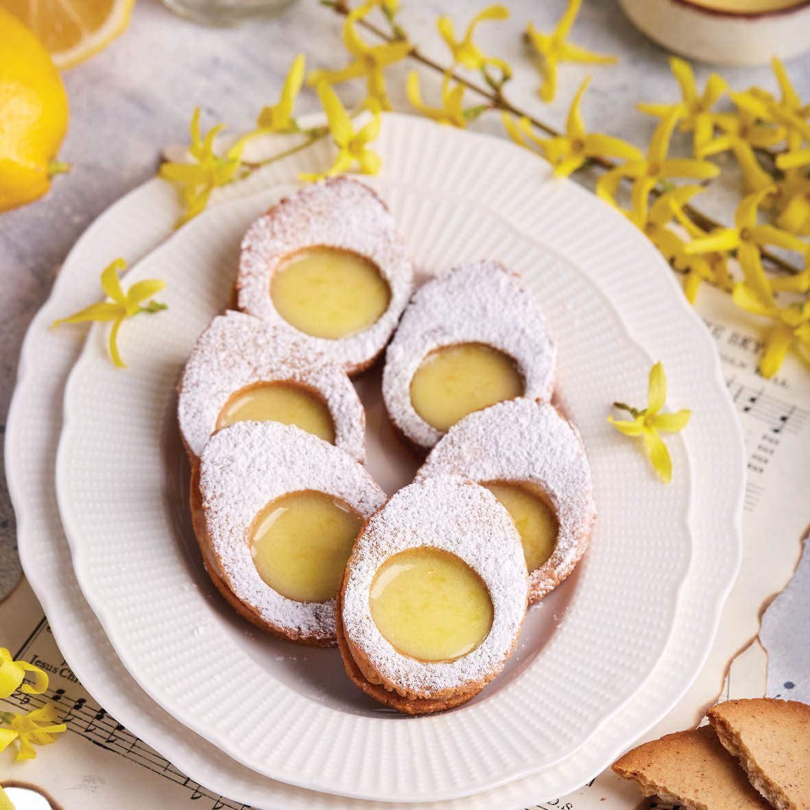 Lemon Curd Easter Cookies.jpg