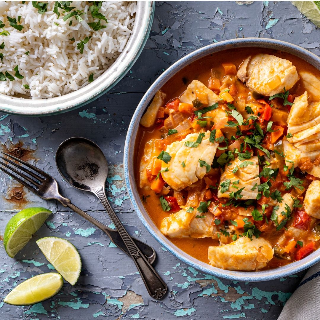 brazilian-fish-stew-moqueca-picture-id1320857678.jpg