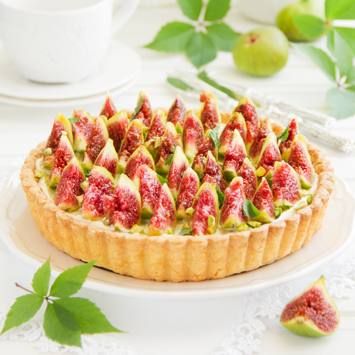 fig and custard tart.jpg