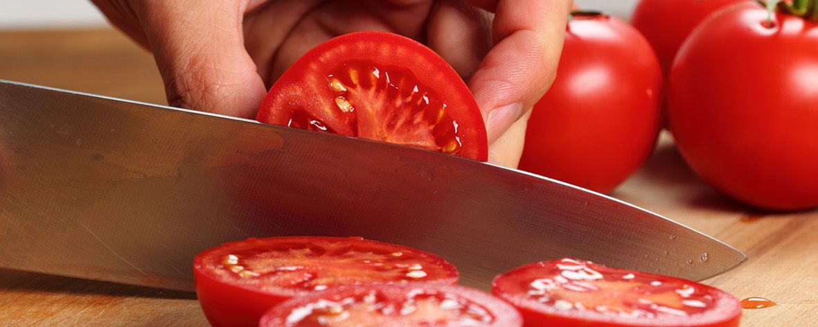 How to cut tomatoes.jpg