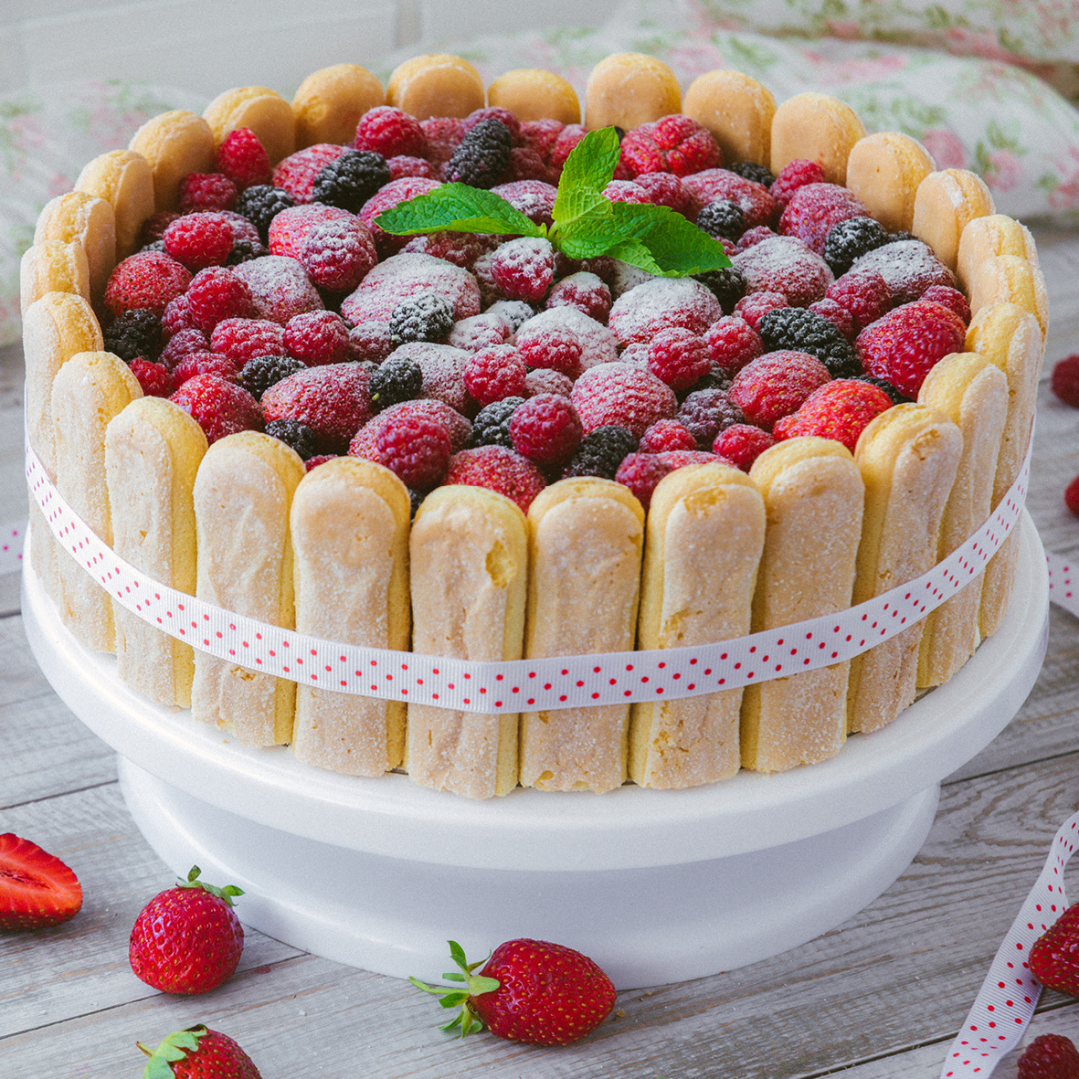 Very Berry Chocolate Ice Cream Cake | Recipe | Carvel ice cream cake, Ice  cream cake, National chocolate cake day