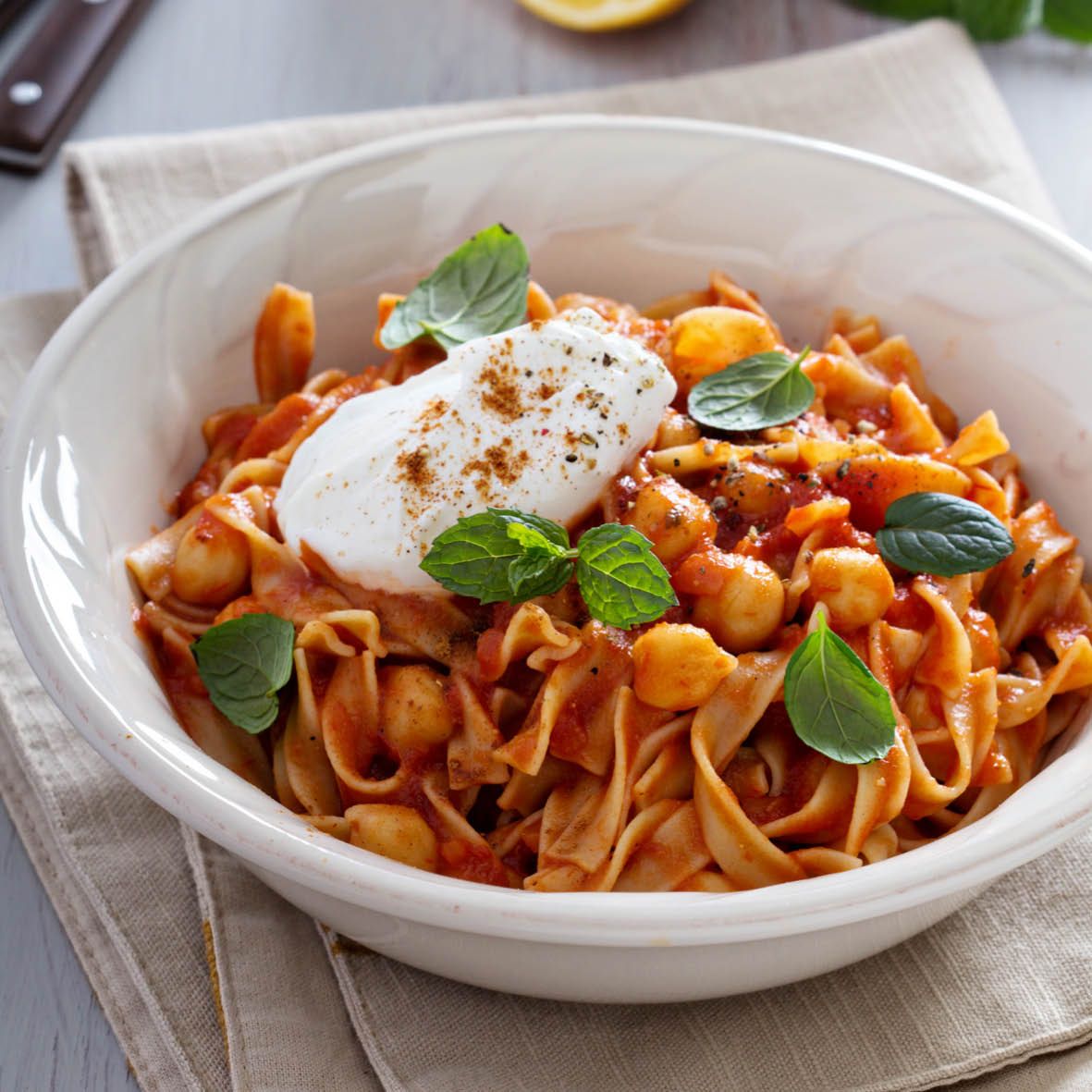 Spiced chickpea and tomato pesto pasta.jpg