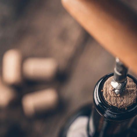 How to re-cork a bottle of wine … kitchen helper.jpg